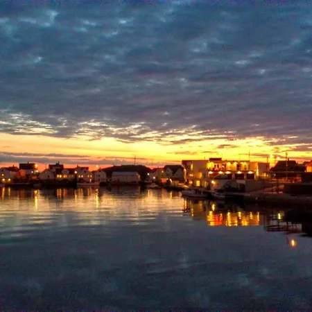 Marina Åkrehamn
